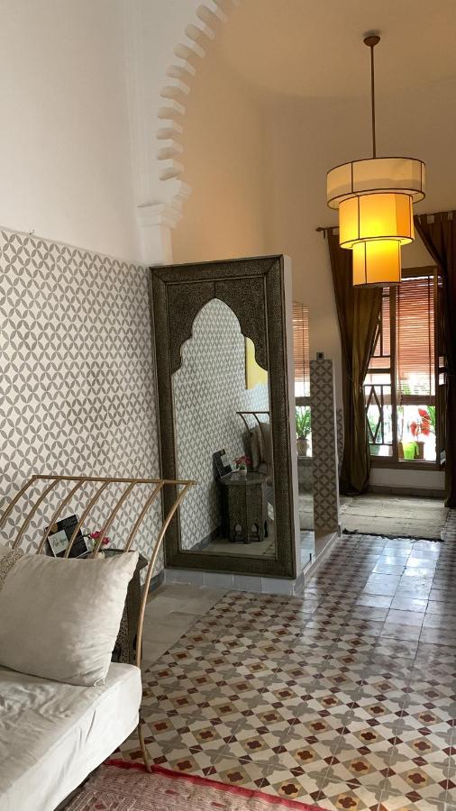 Riad Aziman Tétouan エクステリア 写真