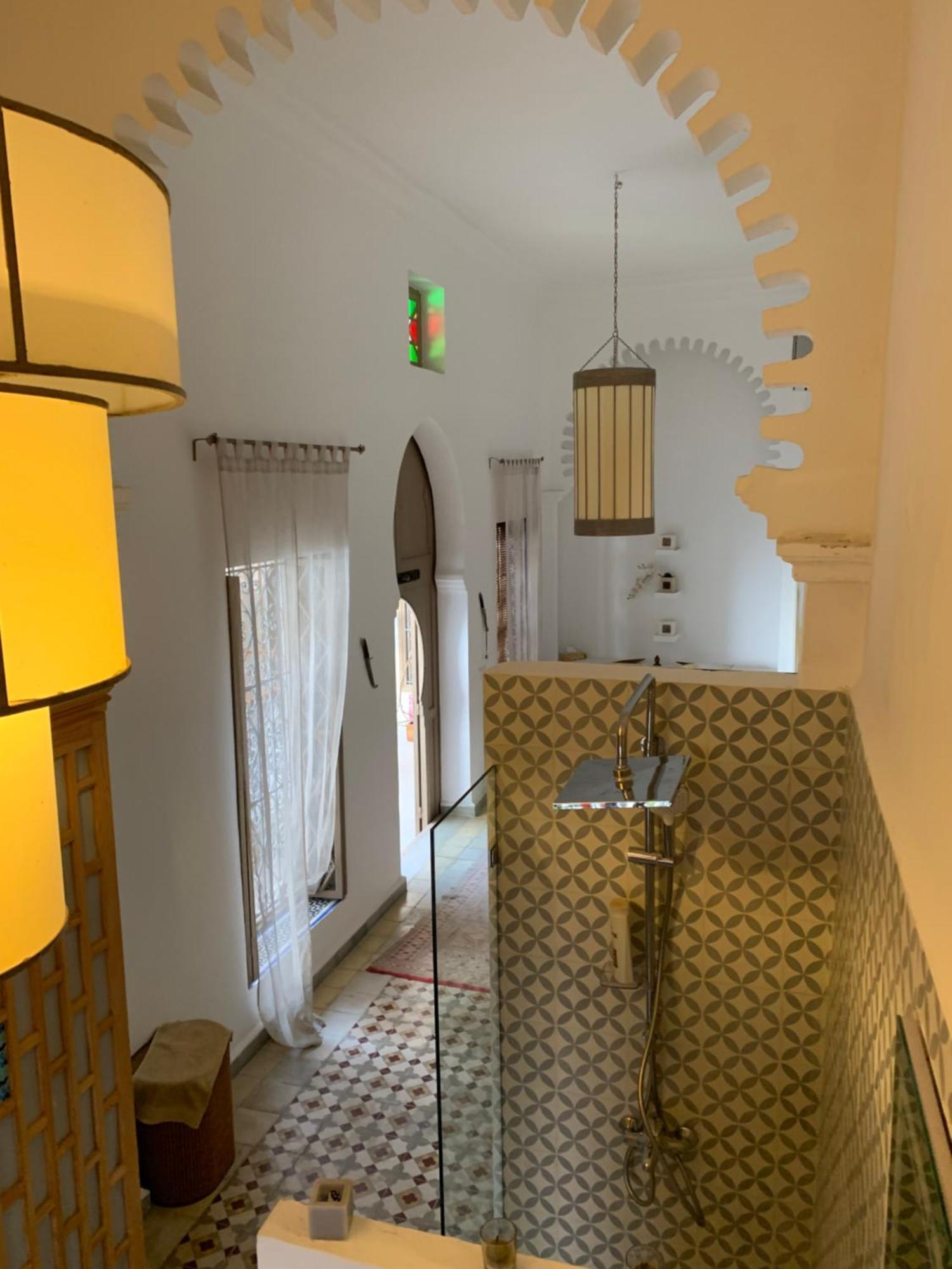 Riad Aziman Tétouan エクステリア 写真